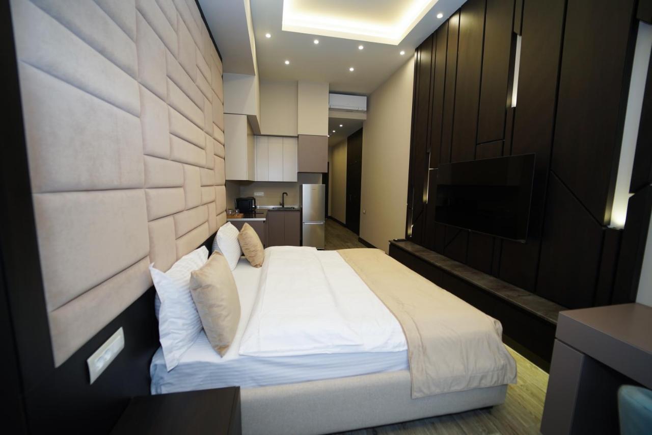 Soho Hotel City Centre 예레반 외부 사진