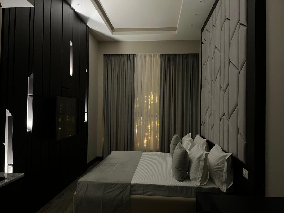Soho Hotel City Centre 예레반 외부 사진