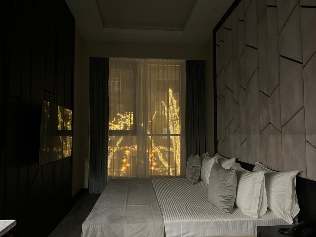 Soho Hotel City Centre 예레반 외부 사진