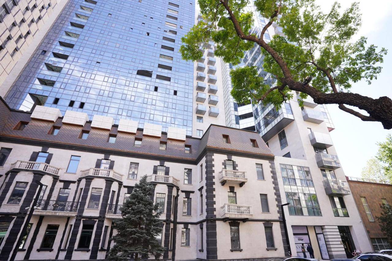 Soho Hotel City Centre 예레반 외부 사진
