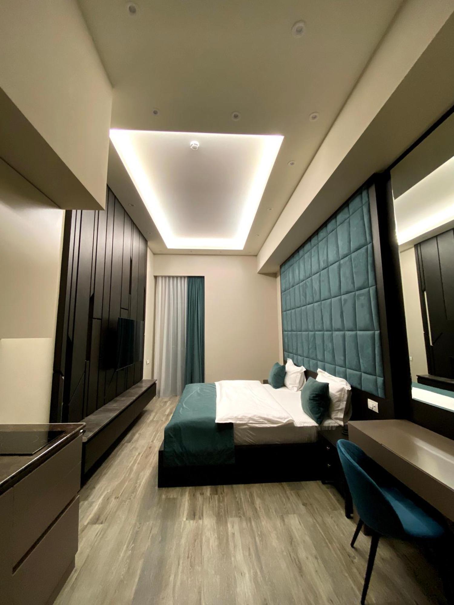 Soho Hotel City Centre 예레반 외부 사진